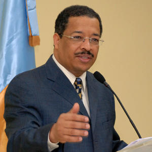 [Roberto_Rosario[1].jpg]