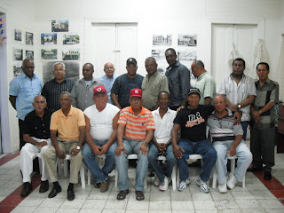 Viejas glorias del béisbol  celebran encuentro navideño en Barahona