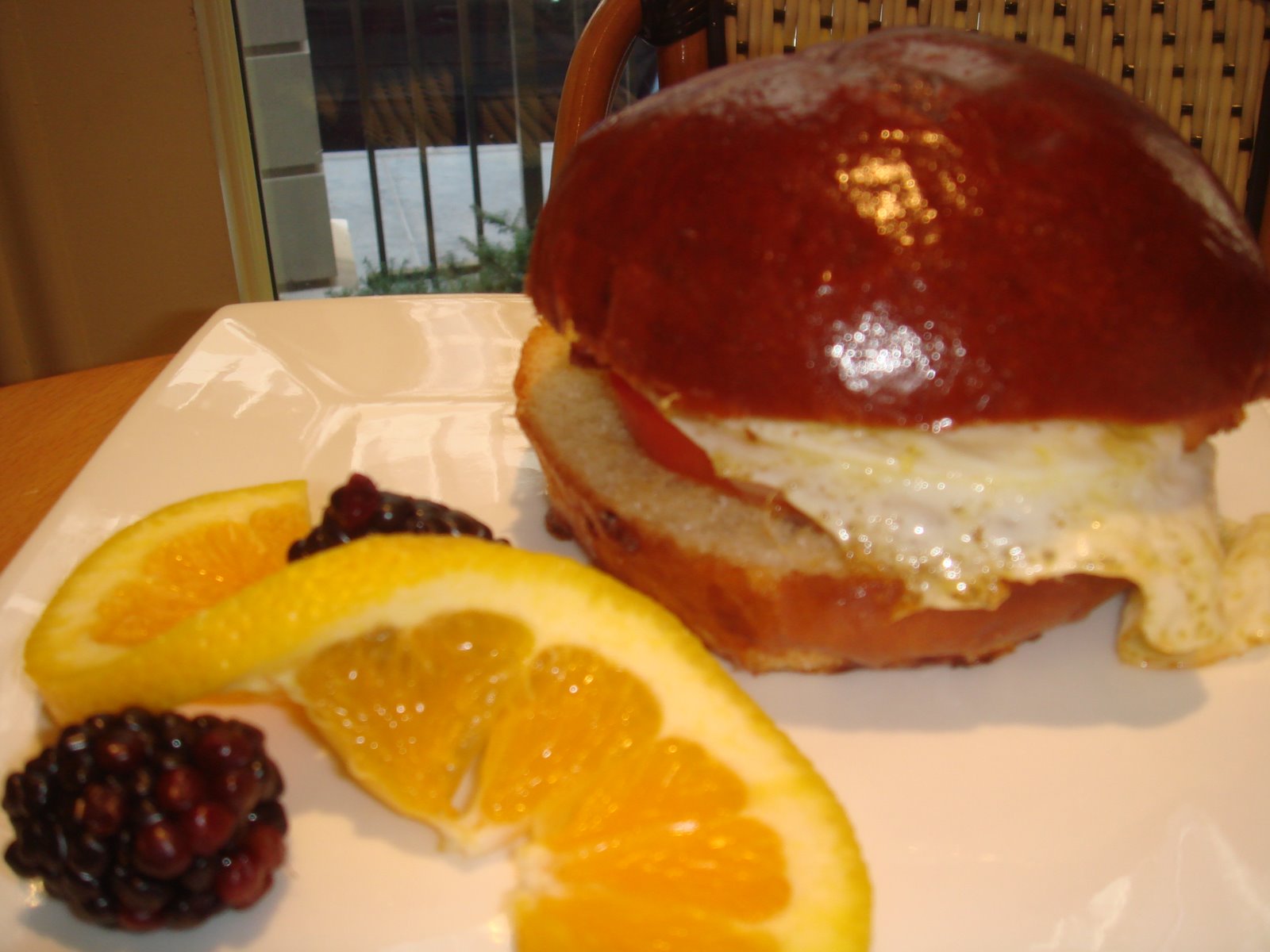 [Financier+Brioche+tomato+egg+cheese.jpg]