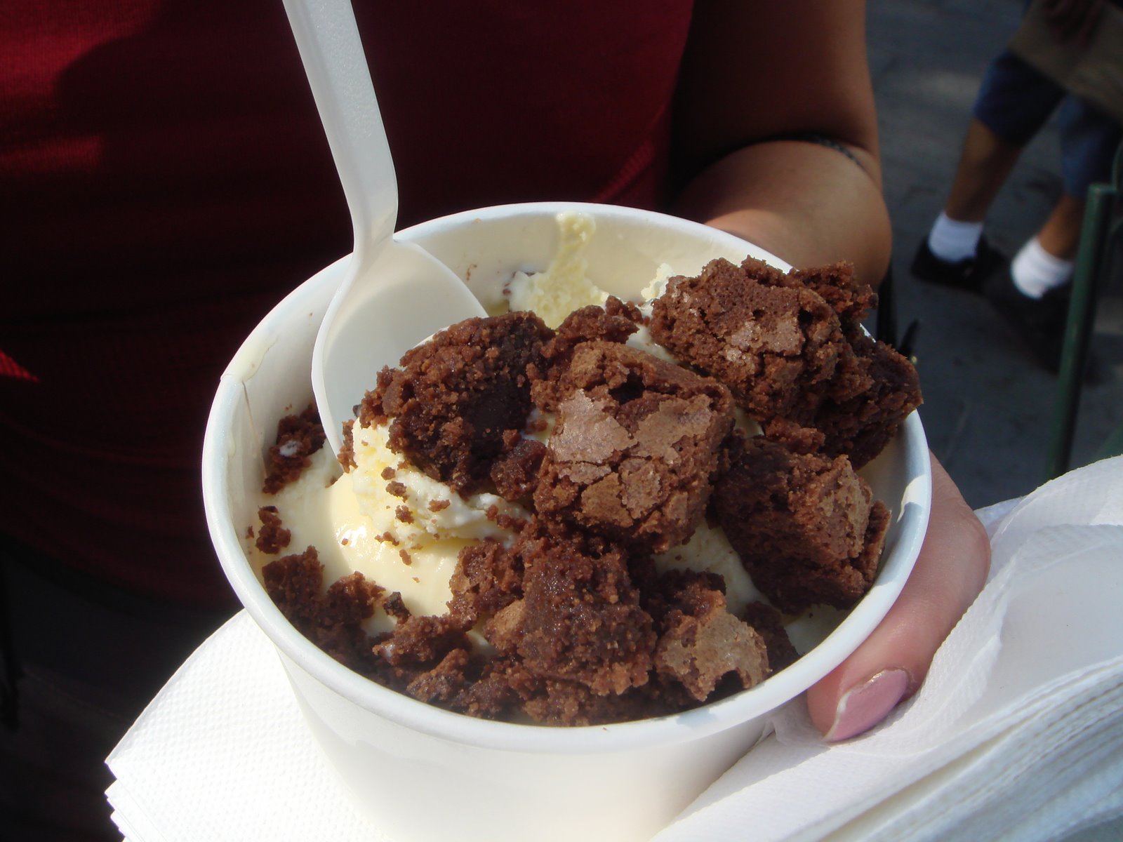 [Wichcraft+vanilla+with+brownie.jpg]