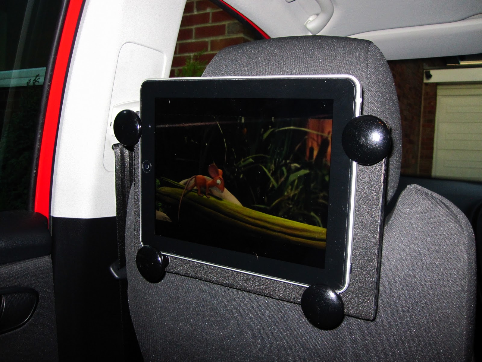 iMarsh Industries Headrest Mount for iPad Got an iPad and restless