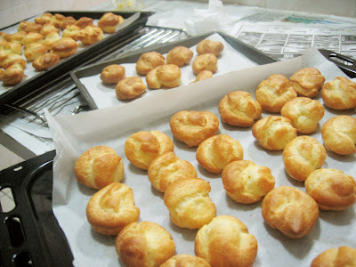 she bakes & she cooks: Choux Pastry Puffs