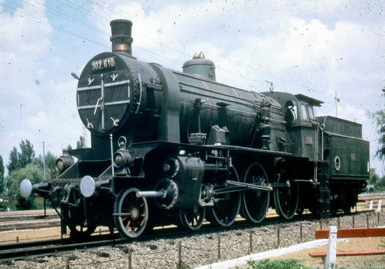 [mozdony04.jpg]