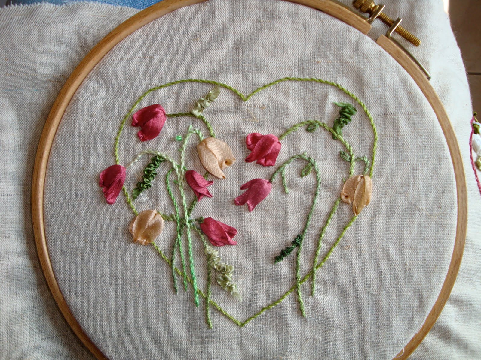 Kit Broderie Au Ruban Bucilla - Mouchoir En Soie 10x10 - Réf 64307