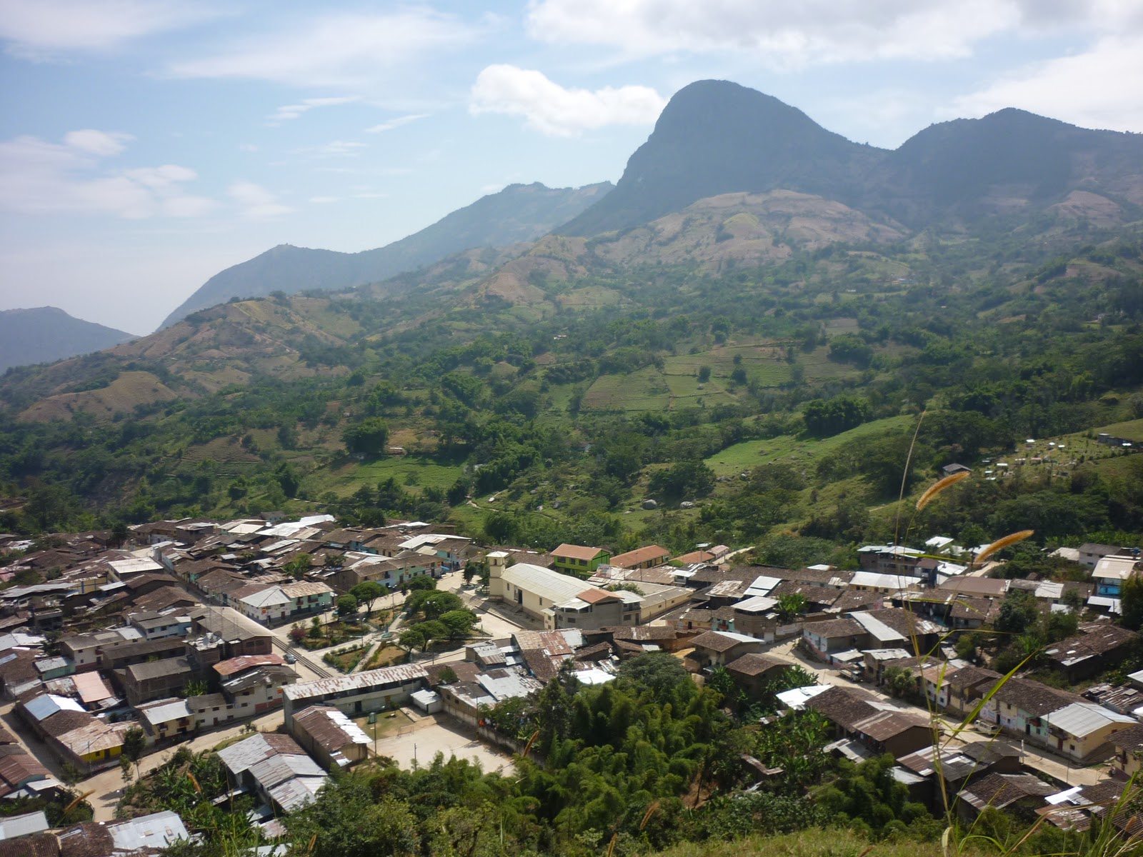 Santo Domingo de Morropon Santo Domingo, Valle hermoso por Dios preferido