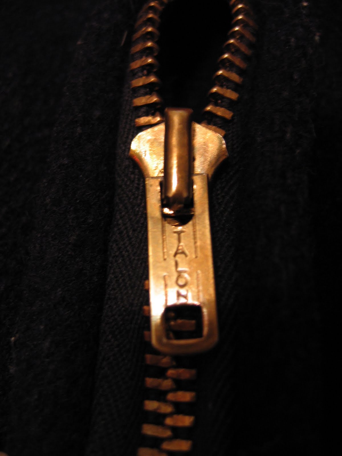 XtimemachineX Vintage American Zippers