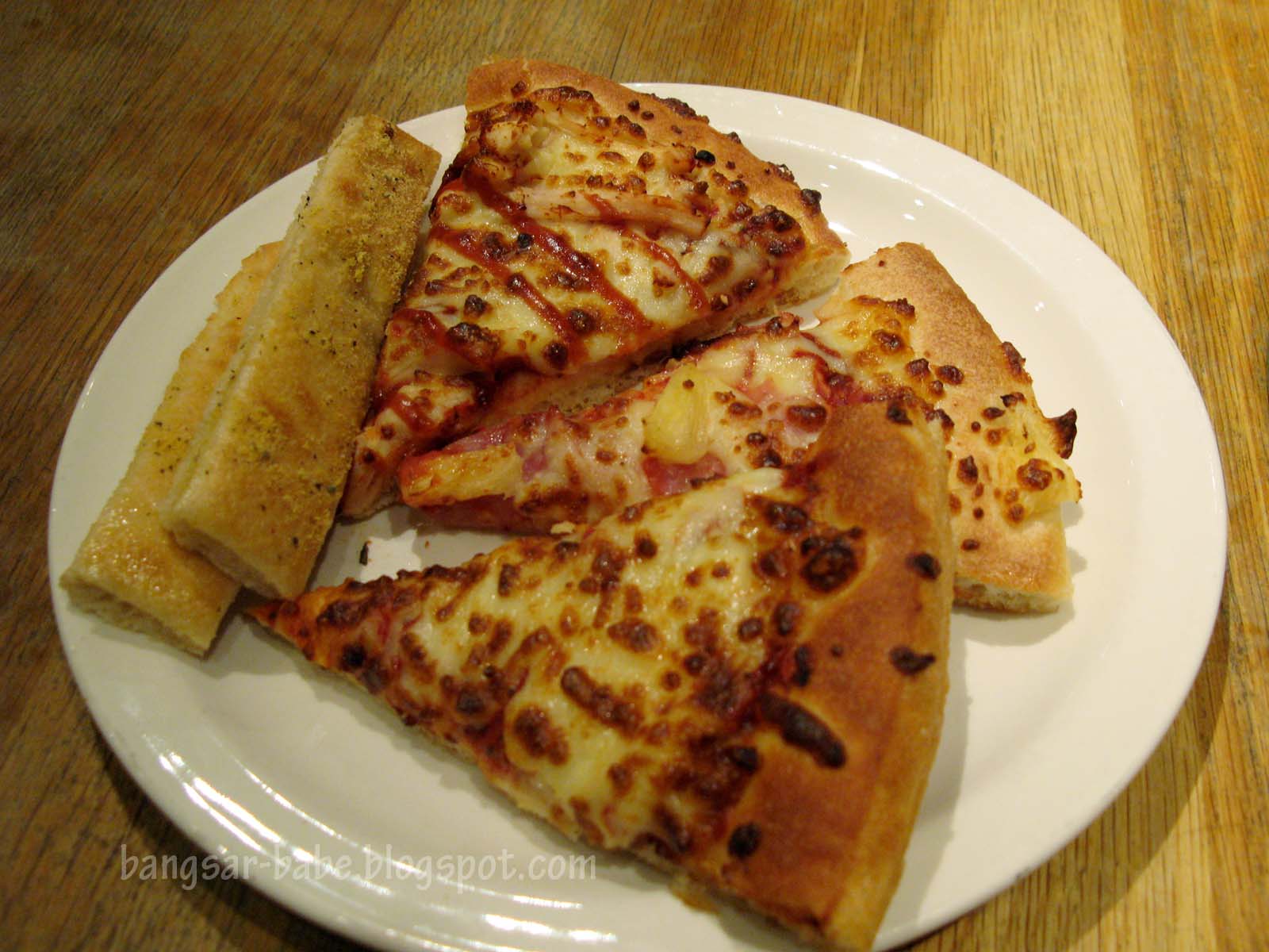 Pizza Hut Lunch Buffet London Bangsar Babe pizza-hut-lunch-buffet-london-bangsar-babe