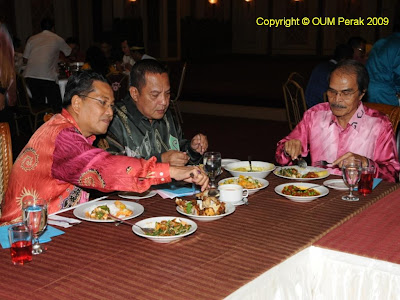 OUM Perak Online Community: Majlis Makan Malam Pra 