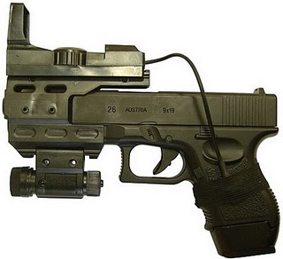 Quadro Alto Relevo - Pistola Pt 938 - Calibre 380 Acp