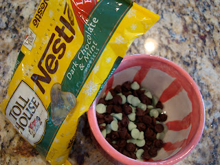 Nestle Dark Chocolate and Mint Chips in bag and in small bowl - 81