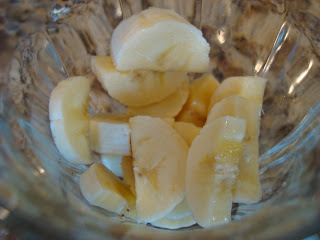Sliced bananas in bowl - 5