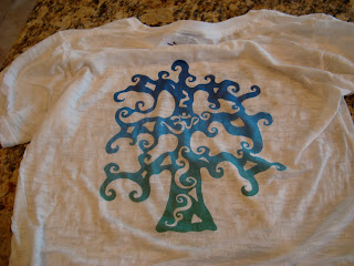 Tee with a Tree with an Om symbol in the middle of the tree