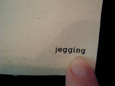 Label that says Jegging