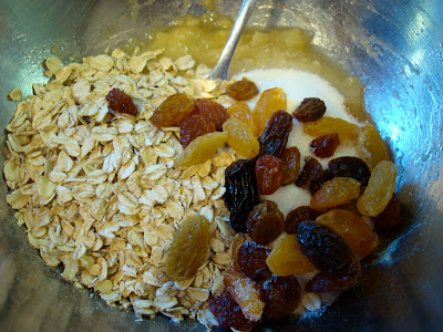 Cinnamon Raisin Banana Oatmeal Muffin ingredients