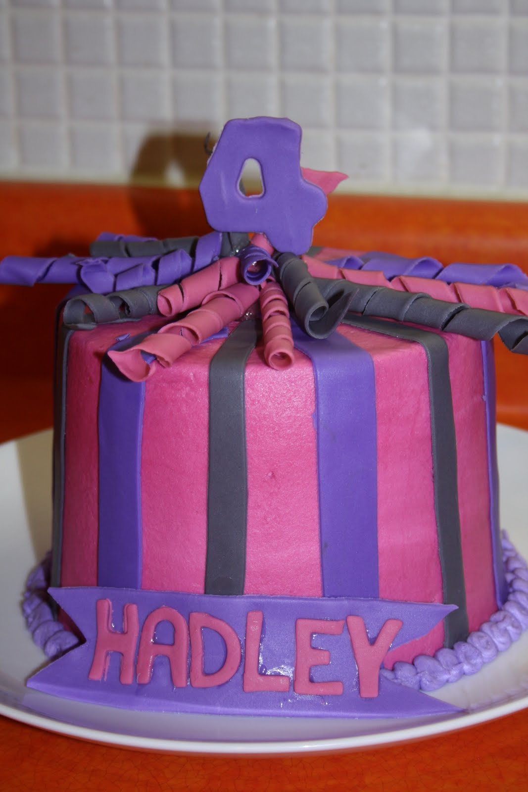 Sweet Pea Cakes Ribbons and Bows birthday cakes