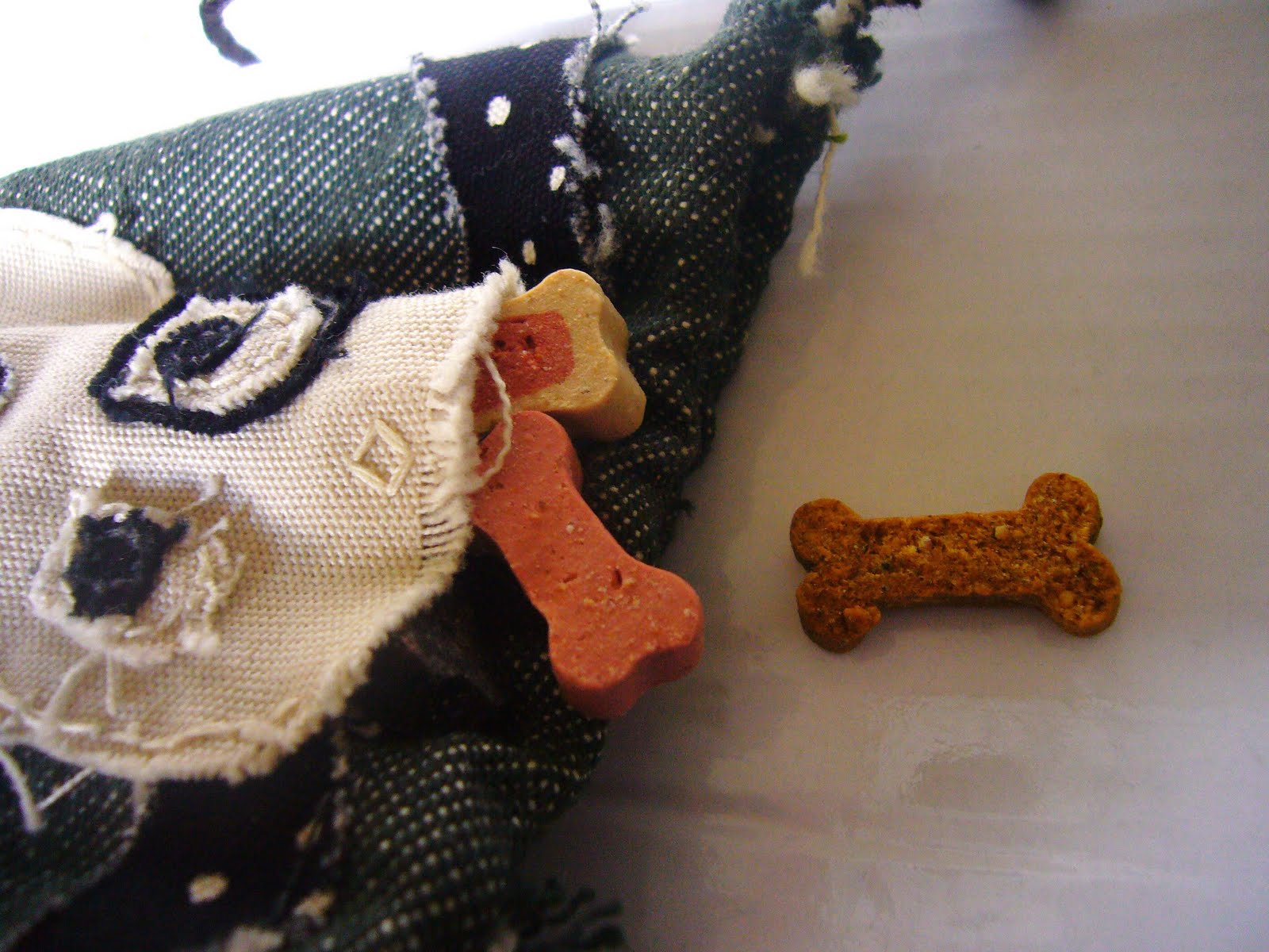 ...and handmade too! Doggie Bag
