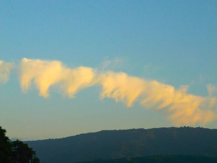 Tooth to Tooth Cloud Teeth, photography courtesy of Juliana Bayle