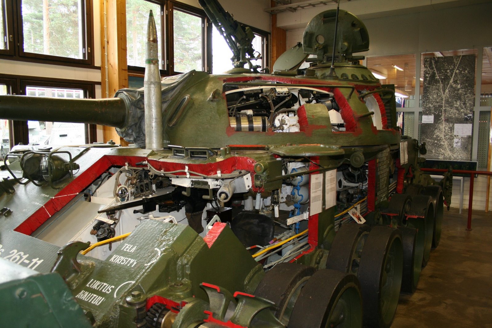 Cut-a-way T-62 feature article | Modelers Social Club Forum