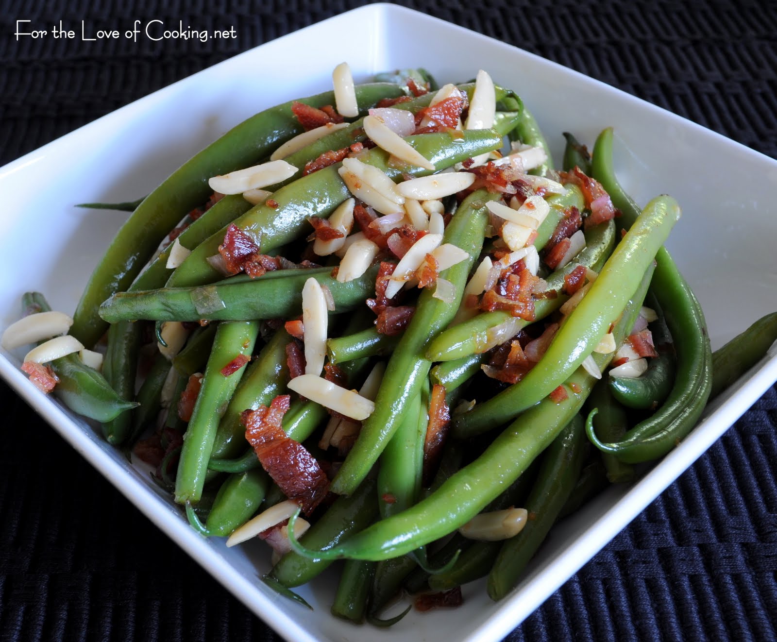 Green Beans with Bacon Balsamic Vinaigrette | For the Love of Cooking