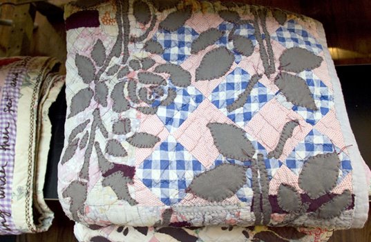 [alabama-chanin-quilts.jpg]