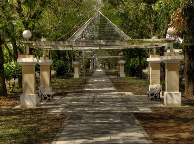 F O R M O S A Yvy Pora Entrada Riacho HeHe