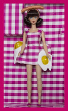 Agatha Ruiz de la Prada diseña un vestido para Barbie!