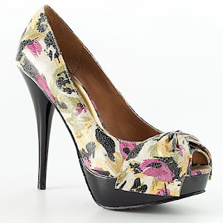 Peep Toe Platform High Heel Shoe Black Cream Peep Toe Platform High Heel Shoe Black Cream