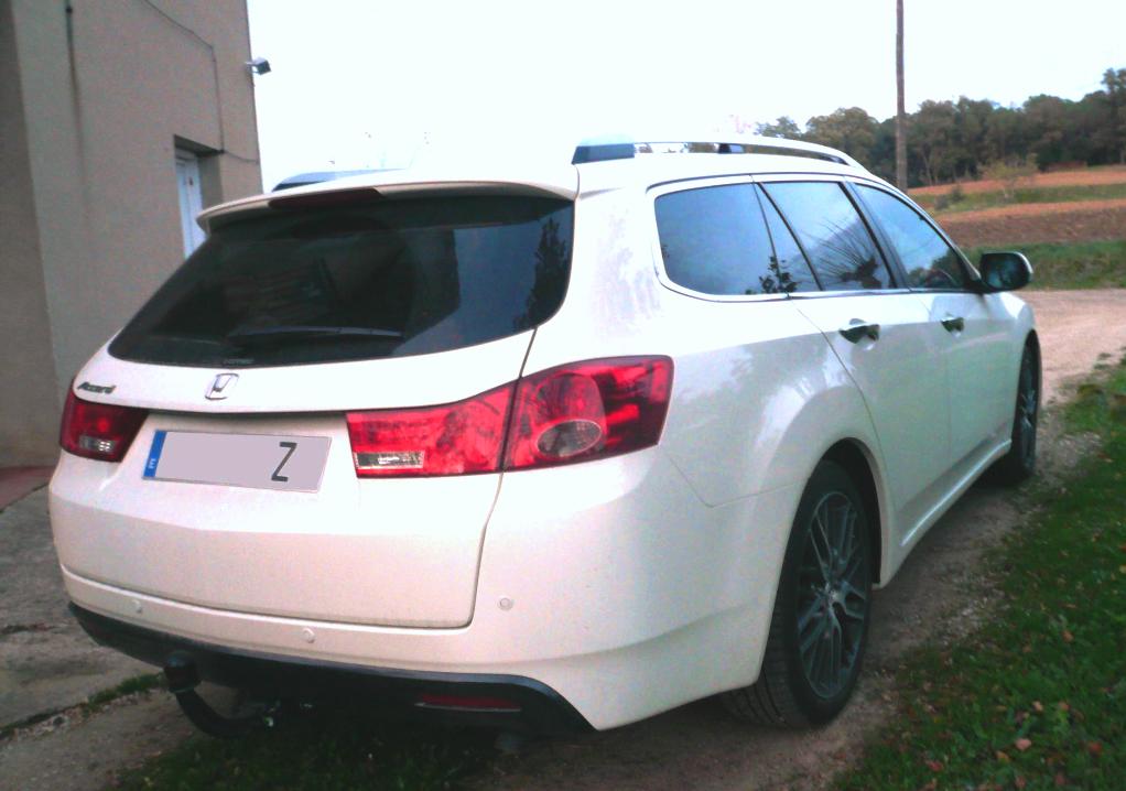 Amazing Vehicles for Rent Honda Accord Tourer (2010)