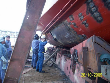 Reparacion de remolcador de puerto