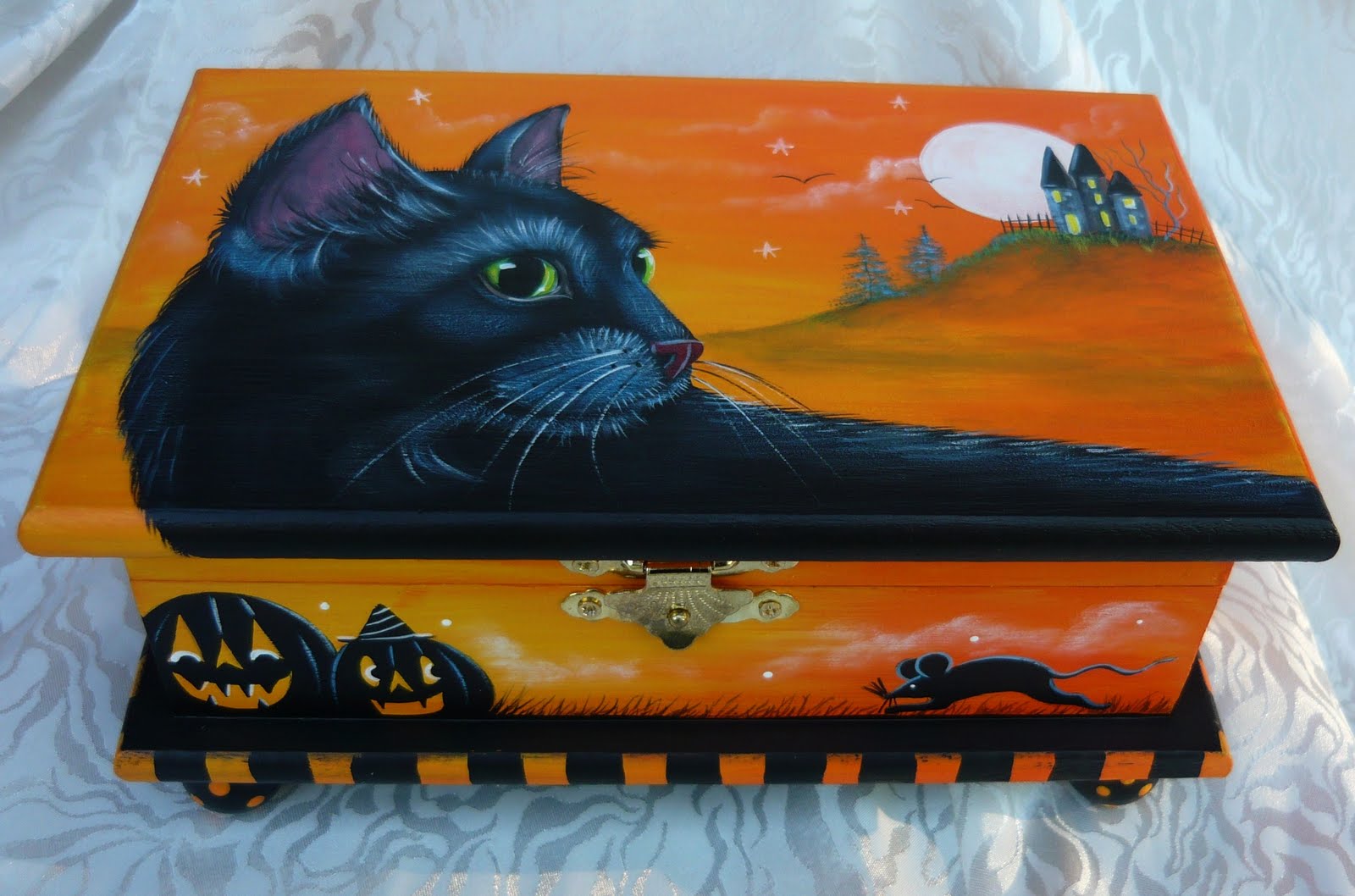 MAGIC BRUSH STUDIO Halloween Black Cat Keepsake Box on eBay
