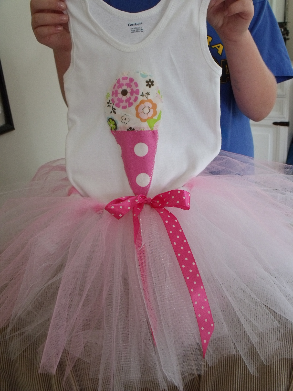 Pink Daisys Blog: Tutu Skirt for a B-Day gift
