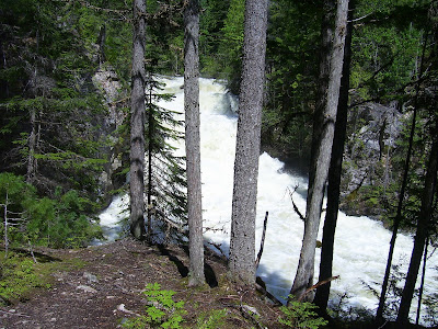 Lake Shuswap Houseboating