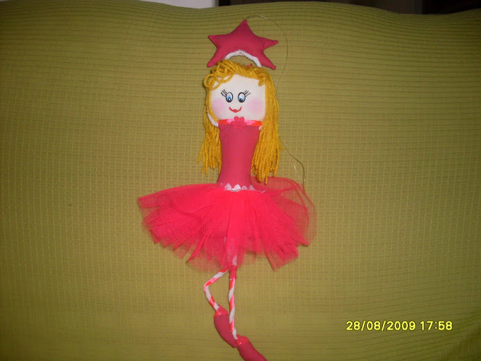 Bailarina loira
