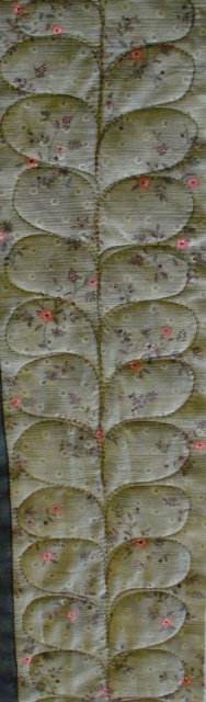 [Feather+quilting+border.jpg]
