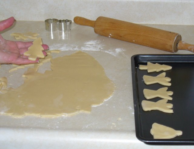 [Shortbreads+cutout.jpg]