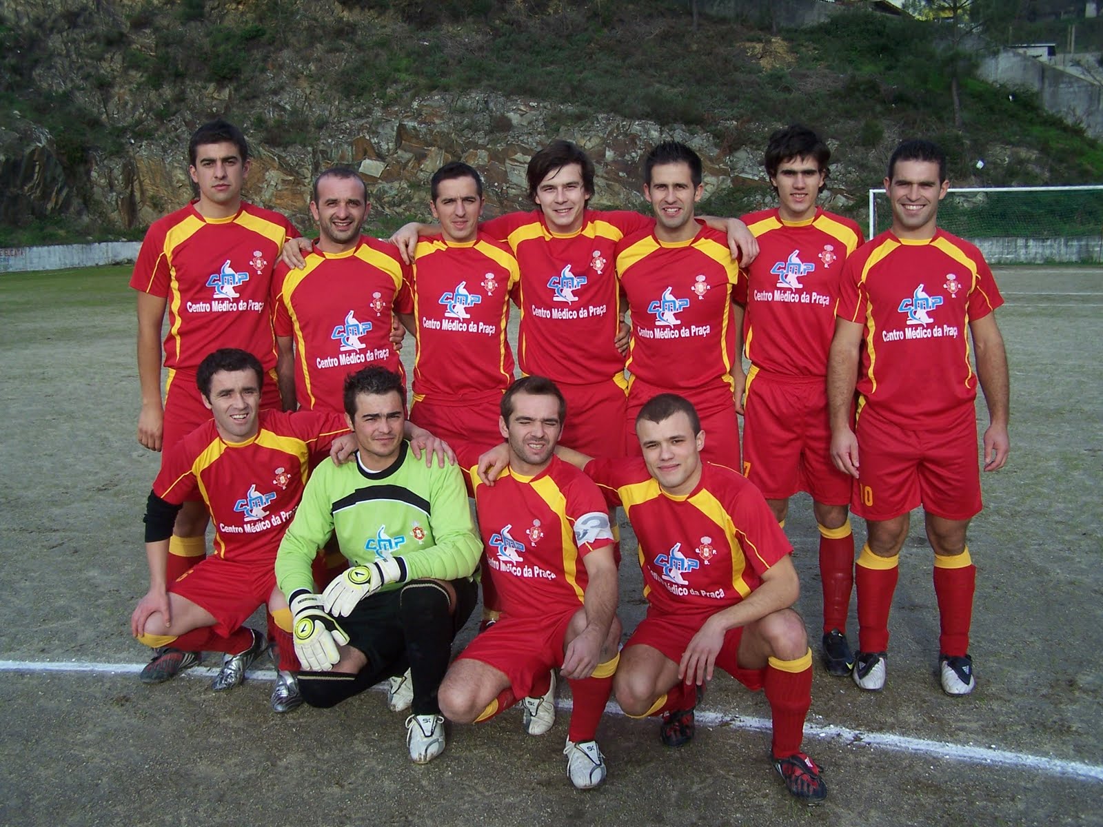 [Pessegueirense+-+plantel+04.JPG]