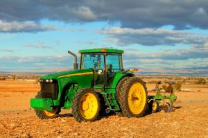 Green tractors working | Farm Machinery Pictures & News