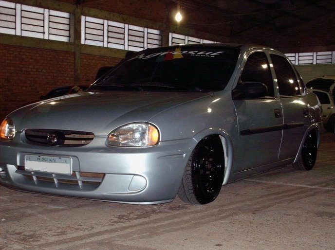 Automotivo Fotos de Chevrolet Corsa rebaixado