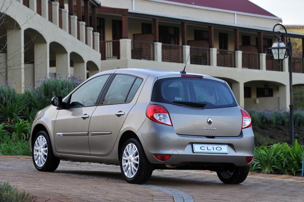 IN4RIDE AUTOMATIC RENAULT CLIO COMES TO SA