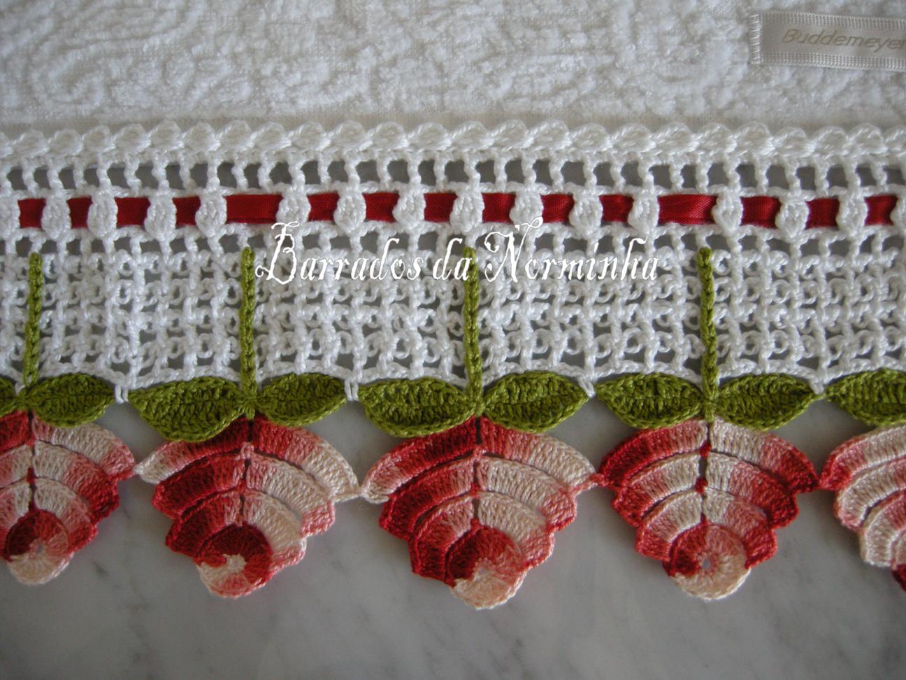 отделка края вязаного изделия. соединить вязаные детали крючком. обвязанные бусины. соединение вязаных деталей крючком. вязаные горшки для цветов.