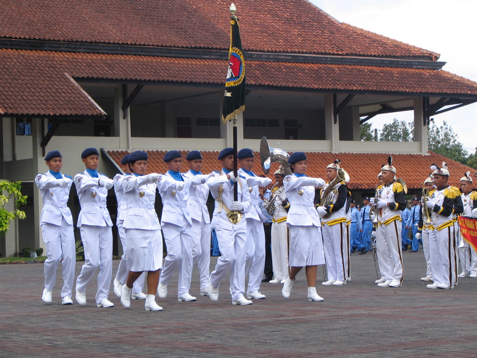  SMA  Taruna  Nusantara School for Indonesian Future Leader 