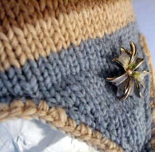 Brooch wearing ideas Brooch wearing ideas