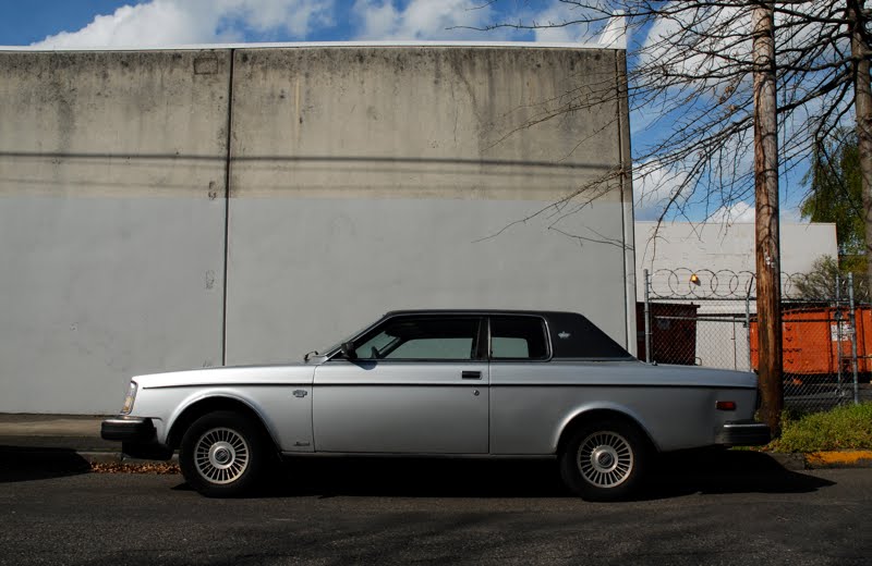 OLD PARKED CARS.: 1979 Volvo 262C Bertone.