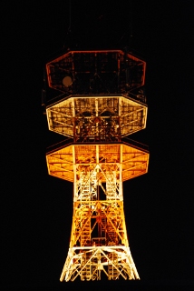 ＮＴＴの電波塔の写真