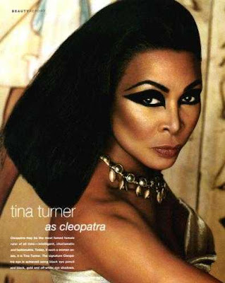 Tina-Turner-als-Cleopatra.jpg