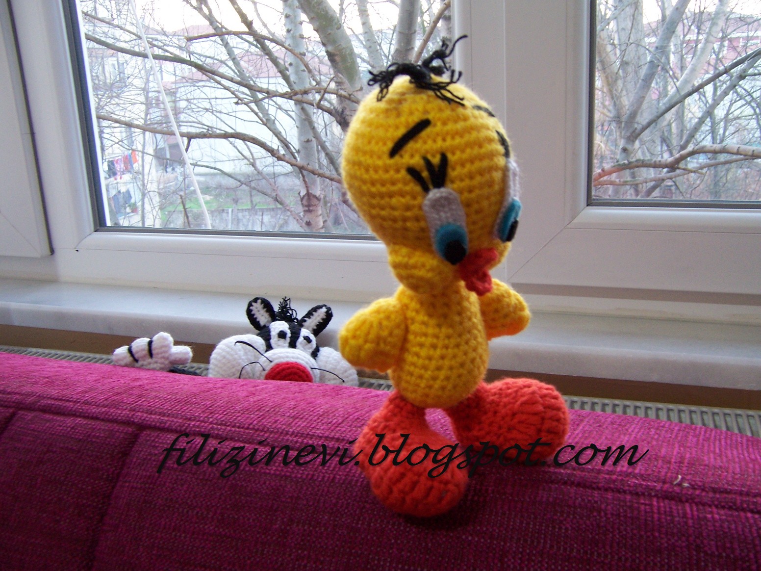 FİLİZ�İN EVİ TWEETY VE SYLVESTER�IN MACERALARI