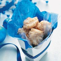Gourmet chewy Coconut Macaroons Recipe