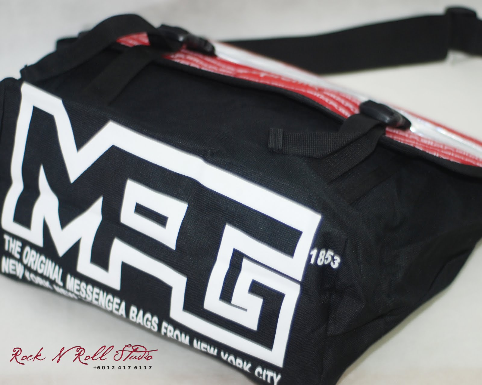 Rock N Roll Studio & Trading [[SOLD OUT]] MESSENGER BAG SAG SUPREME (MEDIUM)