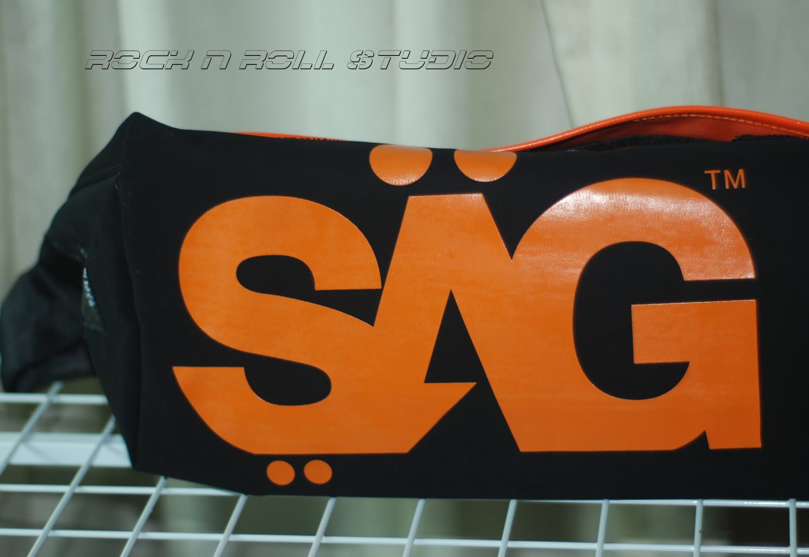 Rock N Roll Studio & Trading [[SOLD OUT]] SAG MESSENGERS (050005) BLACK with ORANGE line
