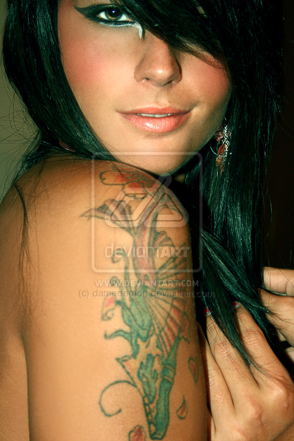 http://2.bp.blogspot.com/_N9lRpQO5yko/TKYtOi7n9ZI/AAAAAAAAACg/8WMVHYh6exk/s1600/Tattoo%2BMe%2BNow2222.jpg